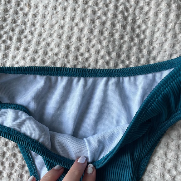 Teal Ribbed Bikini Set - Picture 3 of 8